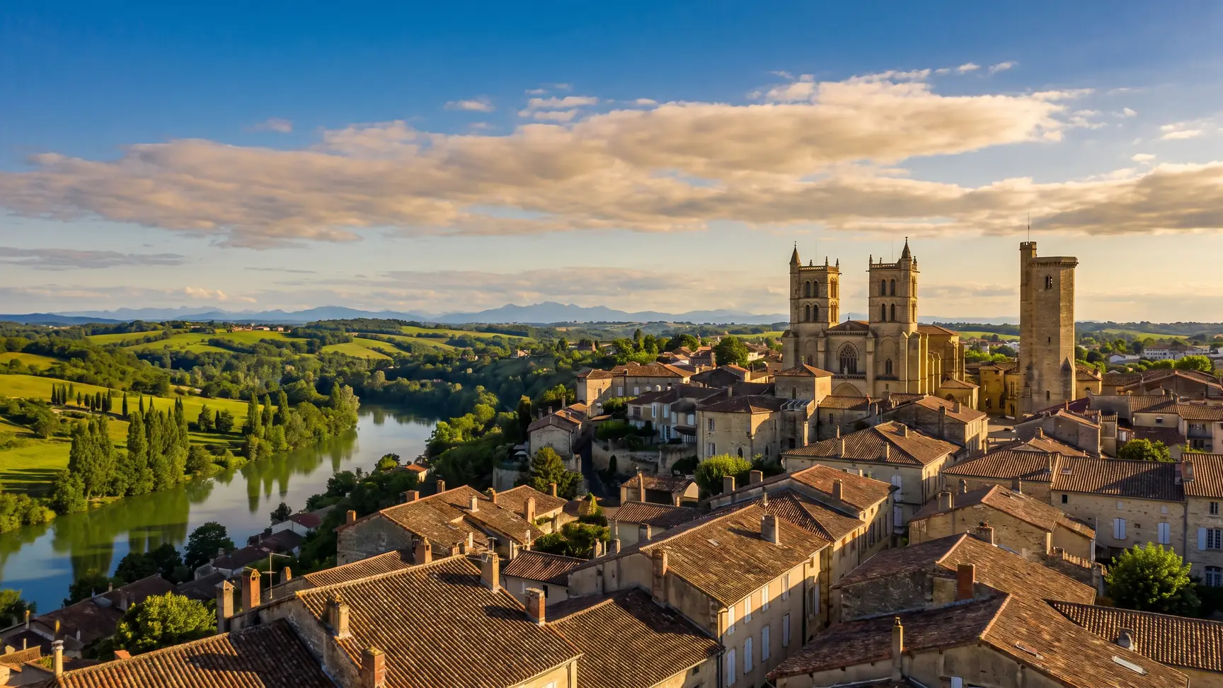 Auch, capitale de la Gascogne — étape à 45 min de Condom