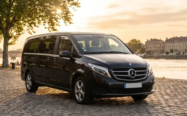 Van avec chauffeur à Bordeaux : 7-8 places, prix fixe