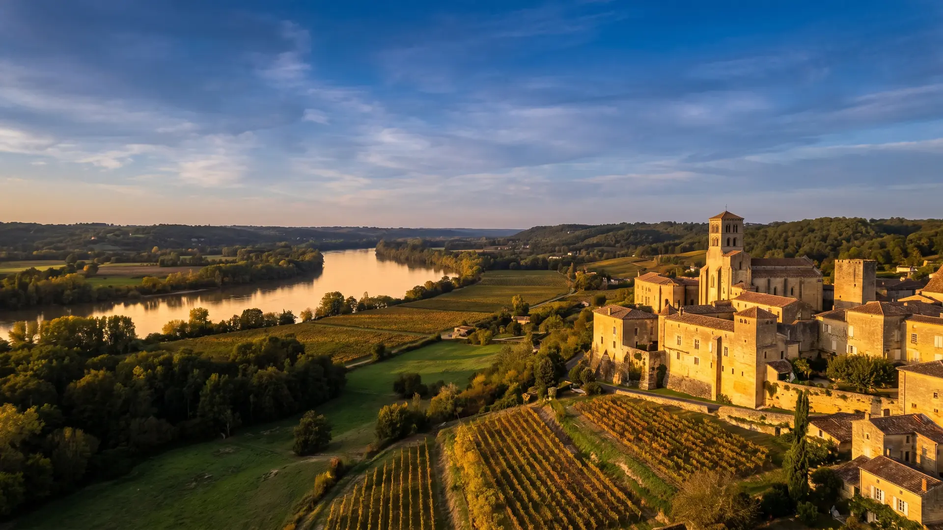 VTC Bordeaux vers La Réole — Sud-Gironde, sur la Garonne
