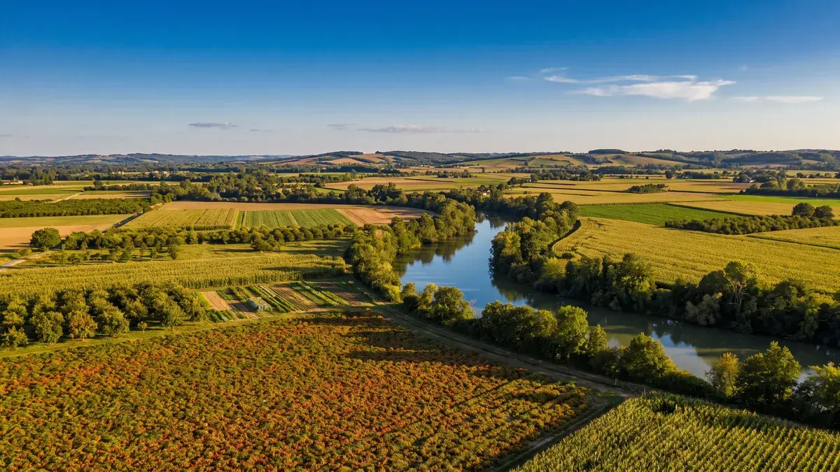Plaine agricole du Val de Garonne autour de Marmande