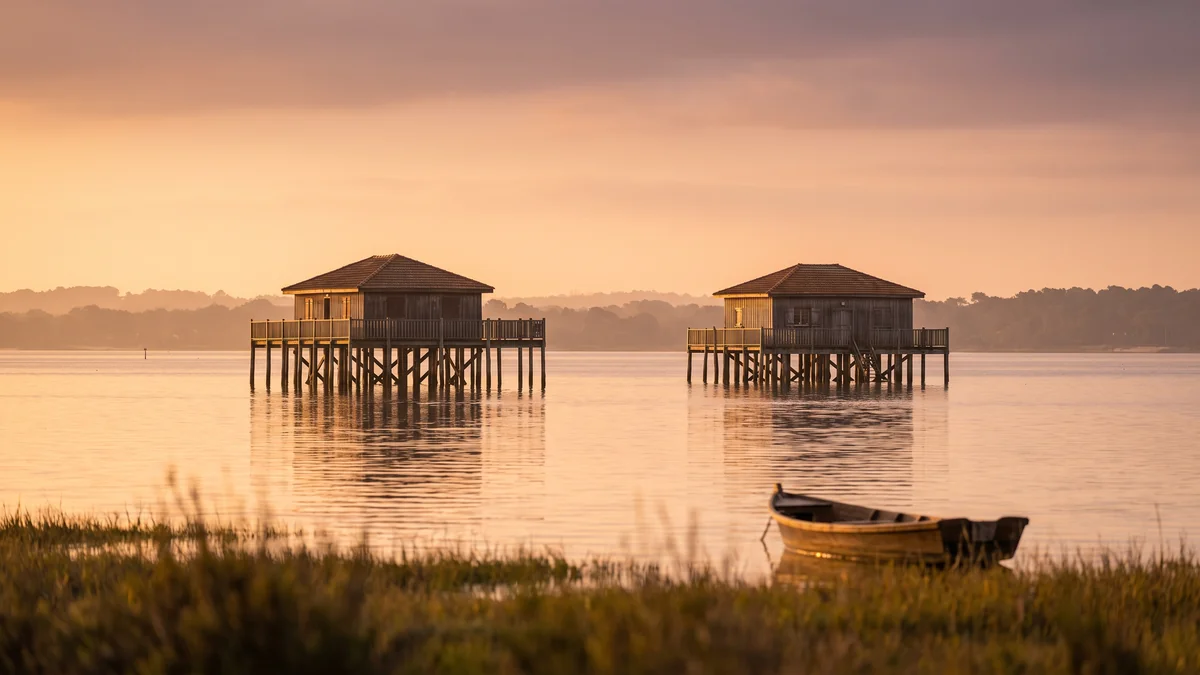 Cabanes tchanquées du Bassin d'Arcachon, étape d'une sortie famille en van